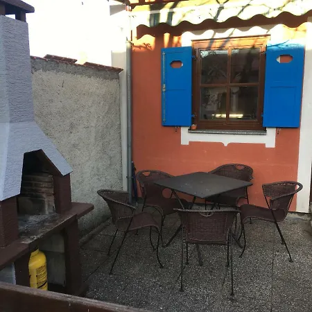 Apartma Hiska 1&2