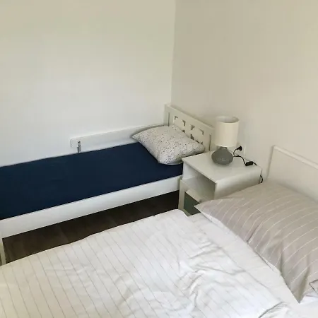 Apartma Hiska 1&2 بيت للعطل *