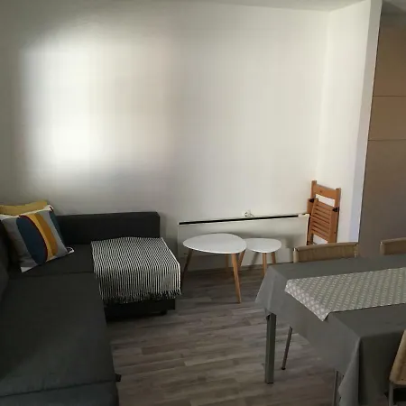 Apartma Hiska 1&2 *